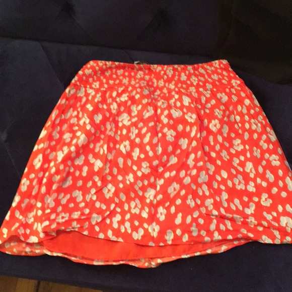 Skirt! - Picture 2 of 2